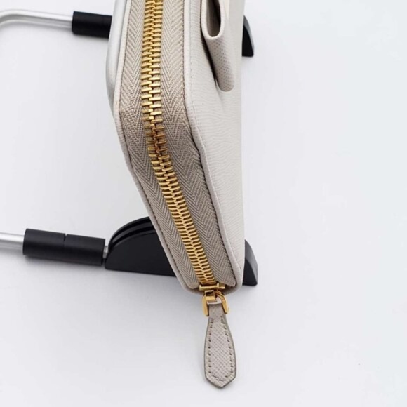 100% Authentic PRADA Saffiano Ribbon Leather Zippy Wallet - Picture 9 of 16